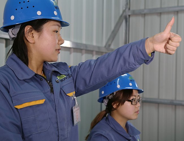 computer calculating pump hydraulic test staion